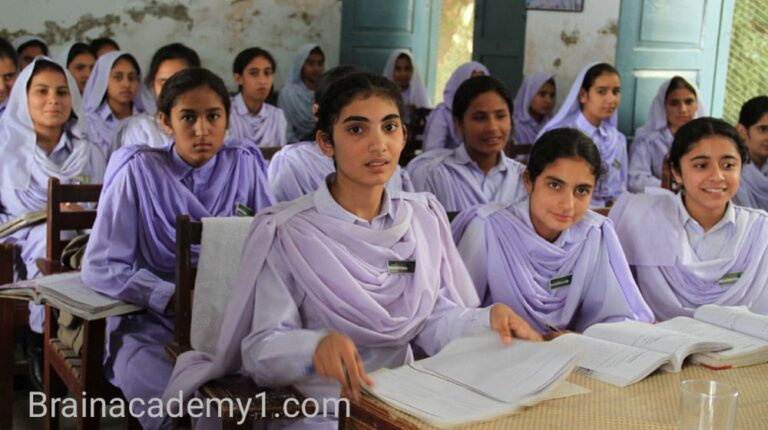 Punjab Gives School Teachers 25,000 Jobs